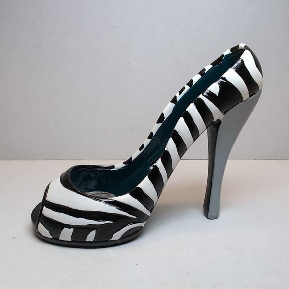 NFL High Heel Shoe Bottle Opener Philadelphia Eagles - Picture 5 of 9